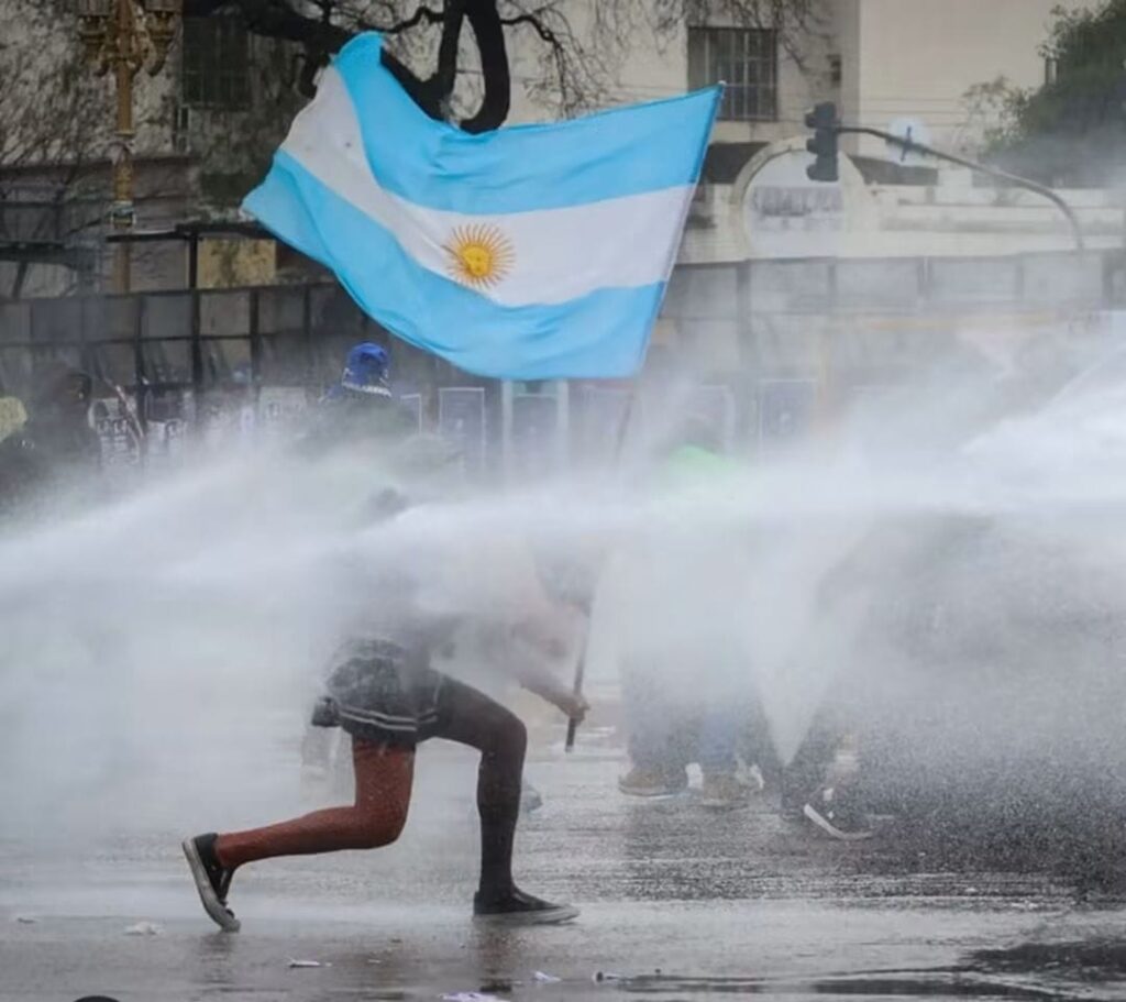 bandera viral