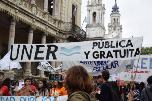 uner